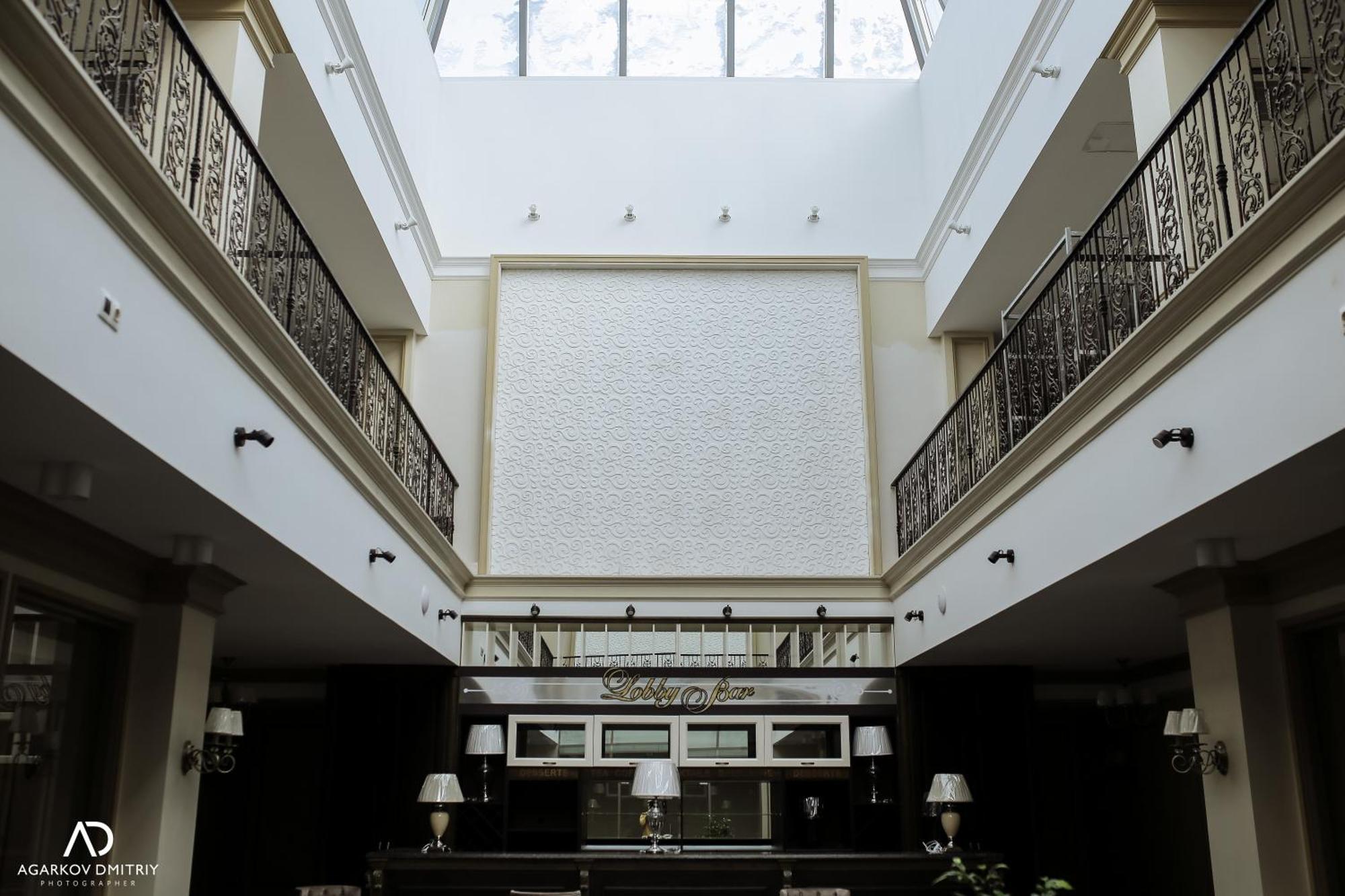 Hotel Royal Bv Ustʼ-Kamenogorsk Exterior foto