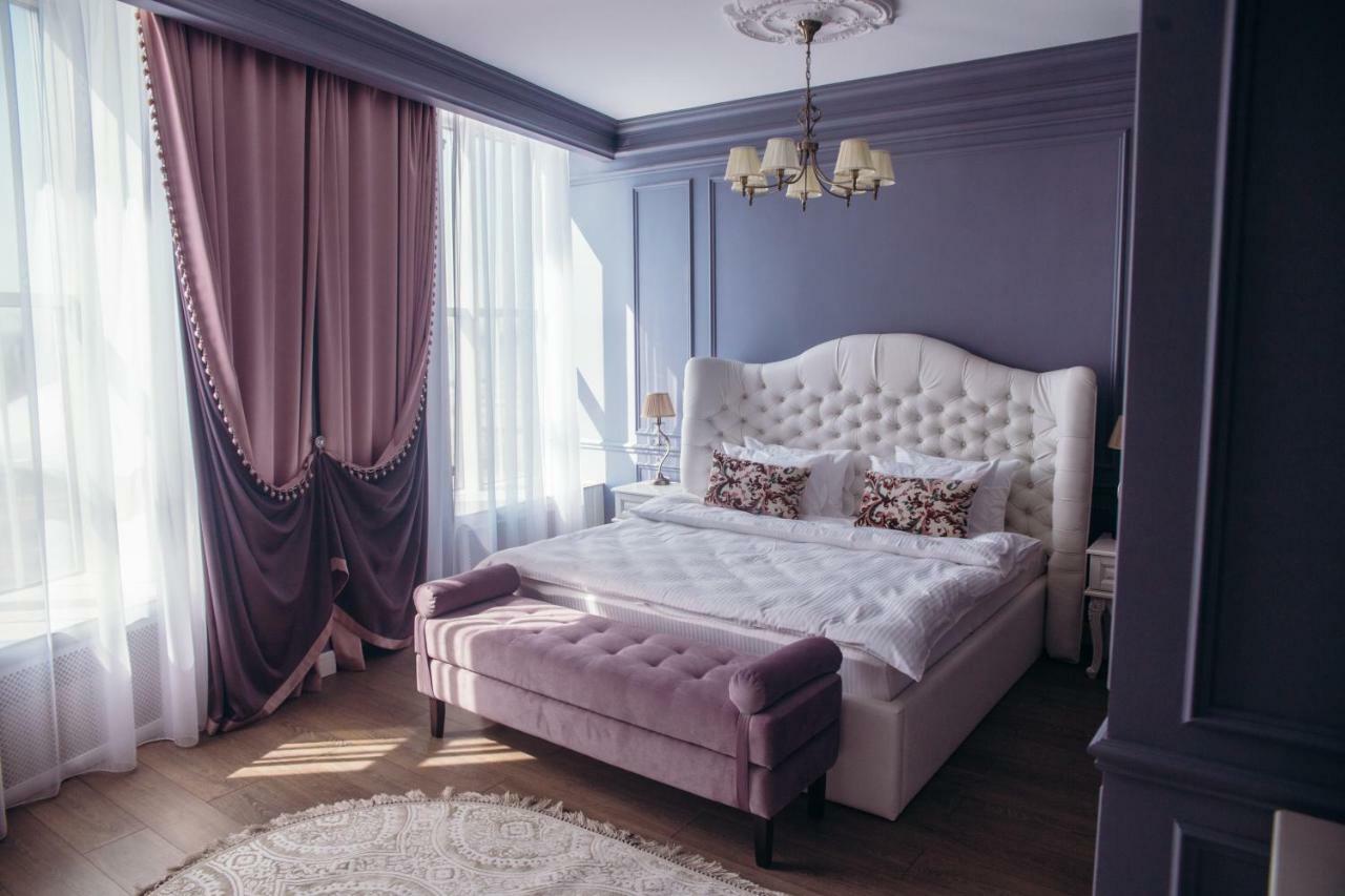 Hotel Royal Bv Ustʼ-Kamenogorsk Exterior foto